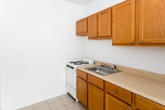 4856 N Damen Ave in Chicago, IL - Foto de edificio - Building Photo