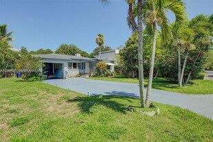 7601 SW 59th Ct in South Miami, FL - Building Photo