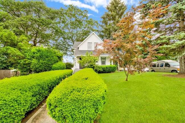 property at 265 Mayflower Ave