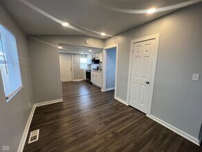 2121 Webb St in Indianapolis, IN - Building Photo - Building Photo