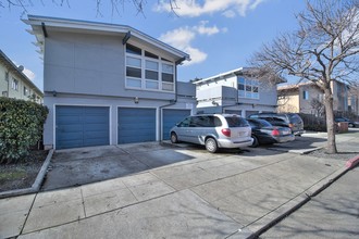 735 N Amphlett Blvd in San Mateo, CA - Foto de edificio - Building Photo