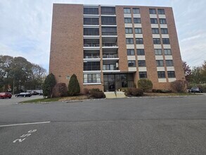 51 Melrose St in Melrose, MA - Building Photo - Building Photo