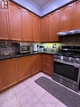 6 Purple Finch Ct in Brampton, ON - Building Photo - Building Photo