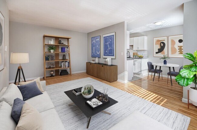 Lock Vista in Seattle, WA - Foto de edificio - Interior Photo