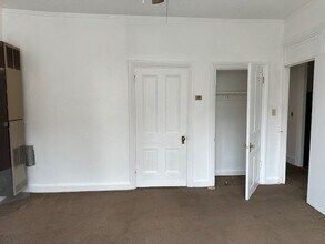 204 Locust St in Harrisburg, PA - Building Photo - Building Photo