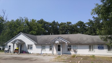 Saline Avenue Apartments in Waterford, MI - Building Photo - Building Photo