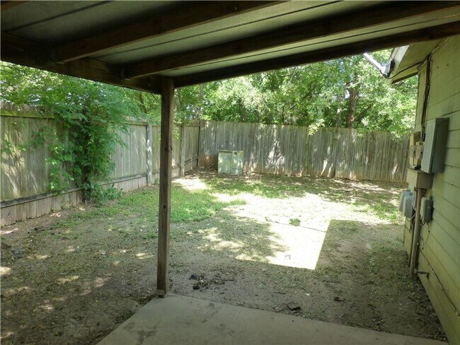 11400 Ptarmigan Cove in Austin, TX - Building Photo - Building Photo