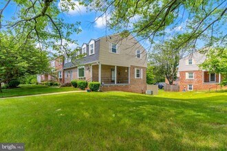 12338 Chesterton Dr in Upper Marlboro, MD - Building Photo - Building Photo