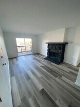 1464 Stonebridge Cir in Wheaton, IL - Building Photo - Building Photo