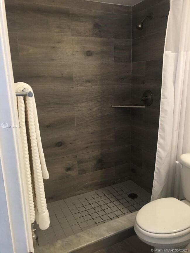 3870 San Simeon Cir-Unit -0 in Weston, FL - Building Photo - Building Photo