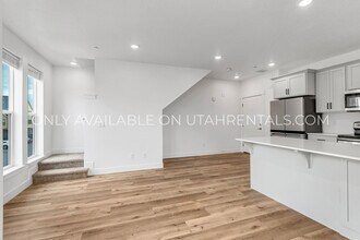 768 S 1600 W in Mapleton, UT - Building Photo - Building Photo