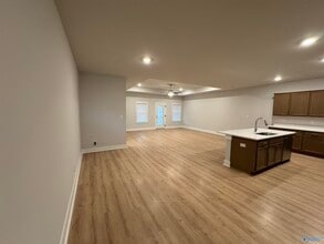 12631 Whitcomb Cir in Athens, AL - Building Photo - Building Photo