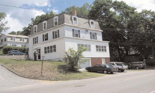 7-11 Glazier Rd in Gardner, MA - Foto de edificio