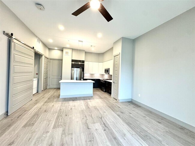 401 W 25th St in Houston, TX - Building Photo - Building Photo