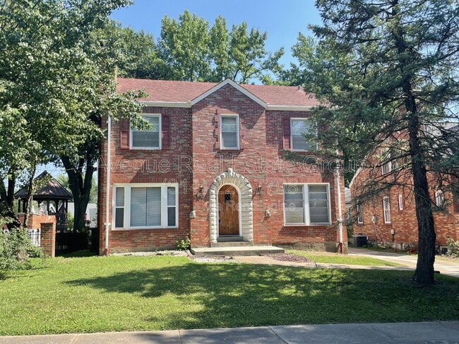 property at 2944 Moniteau Dr