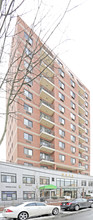 Parkview Tower in Flushing, NY - Building Photo - Building Photo