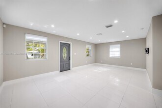 3564 William Ave in Miami, FL - Building Photo - Building Photo