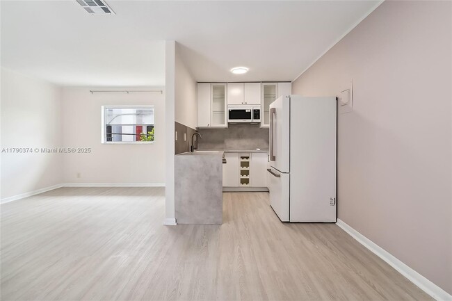 1824 Monroe St in Hollywood, FL - Building Photo - Building Photo