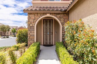 7139 Blooming Jasmine Ave in Las Vegas, NV - Building Photo - Building Photo