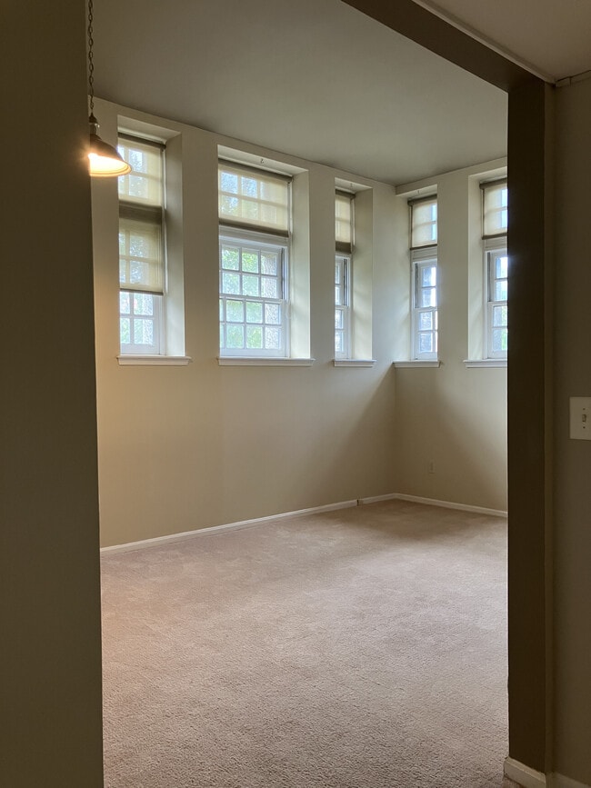 1714 Park Ave in Baltimore, MD - Building Photo - Building Photo