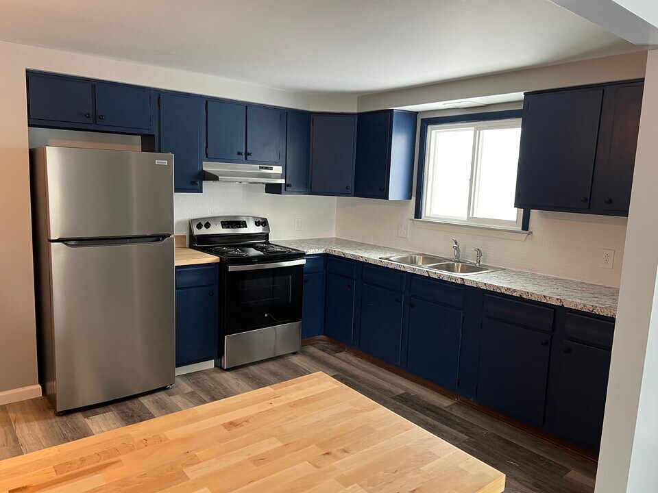 52 Ayrault Dr in Buffalo, NY - Building Photo