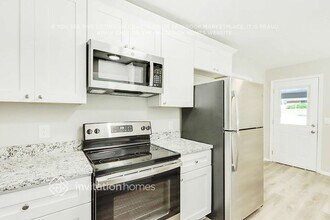 808 Parkstone Dr in Stone Mountain, GA - Building Photo - Building Photo