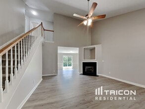 827 Peachtree Meadows Cir in Kernersville, NC - Building Photo - Building Photo