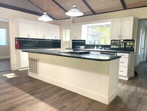 11619 Redwing Ct in Penn Valley, CA - Building Photo - Building Photo