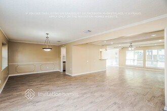 5803 Old Lodge Dr in Houston, TX - Building Photo - Building Photo