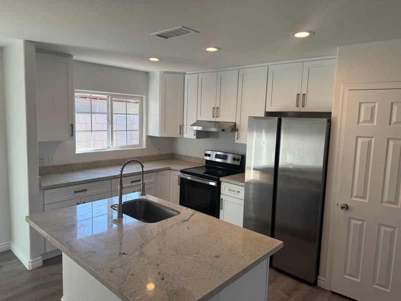 2702 E Juniper Ave in Phoenix, AZ - Foto de edificio