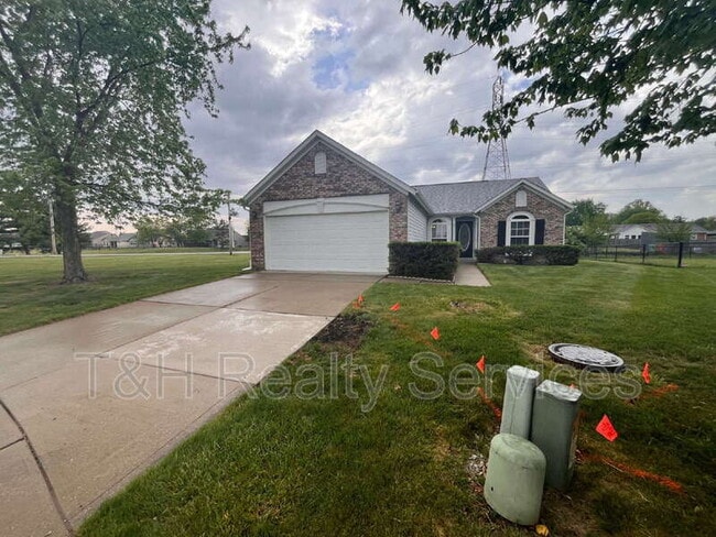 property at 4448 Victory Cir