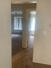 933 Dewey Ave, Unit 1 in Ann Arbor, MI - Foto de edificio - Building Photo