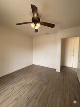 2901 Thurman St in Laredo, TX - Building Photo - Building Photo