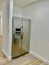 108 NW 2nd Ave in Hallandale Beach, FL - Building Photo - Building Photo