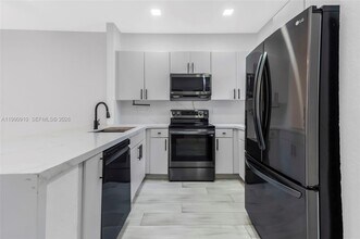 4977 SW 135th Way in Miramar, FL - Building Photo - Building Photo