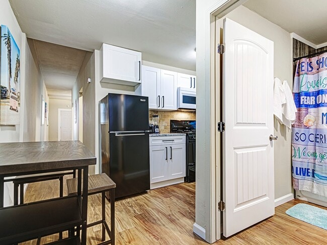 property at 3917 Winnie St