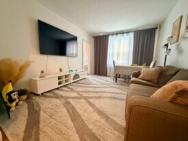 90 Kilsyth Rd, Unit 24 in Boston, MA - Building Photo