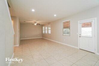 10430 Rosalina Lp in Converse, TX - Building Photo - Building Photo