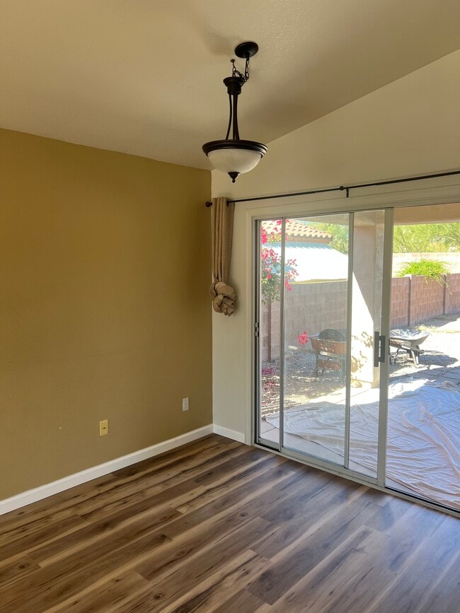 5484 W Dove of Peace Dr in Marana, AZ - Building Photo - Building Photo