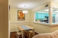 357 N Post Oak Ln photo'