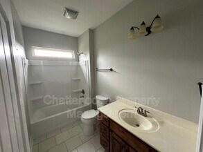 9936 Falcon Crest Dr in Ooltewah, TN - Building Photo - Building Photo