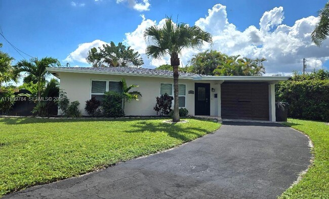 3909 NW 17th Terrace in Oakland Park, FL - Building Photo - Building Photo