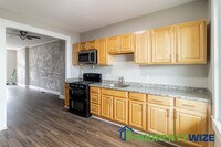 624 N Streeper St photo'