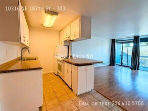 10316 NE 187th St in Bothell, WA - Building Photo - Building Photo