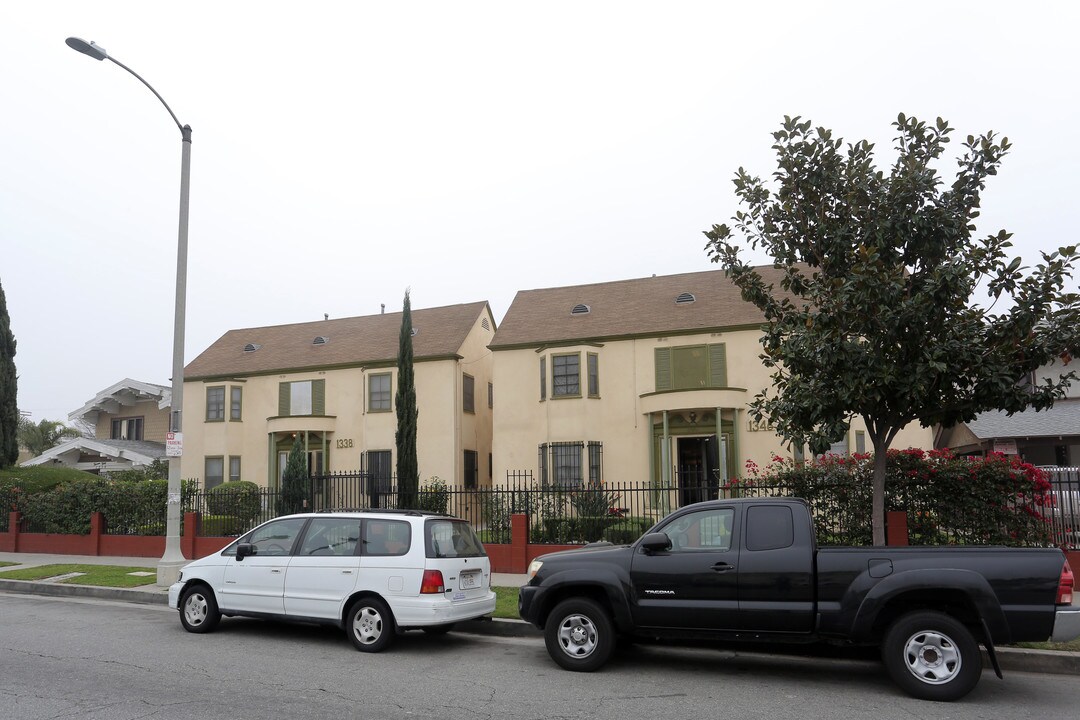 Crenshaw Apartments in Los Angeles, CA - Foto de edificio