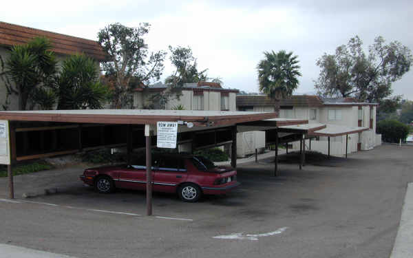 Pacific Heights Apartments in Spring Valley, CA - Building Photo - Building Photo