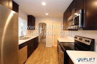 948 B St-Unit -948 B St. in Ramona, CA - Building Photo - Building Photo