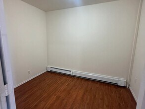 818 Communipaw Ave, Unit 1 in Jersey City, NJ - Building Photo - Building Photo