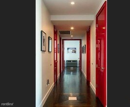 10776 Wilshire Blvd in Los Angeles, CA - Building Photo - Building Photo