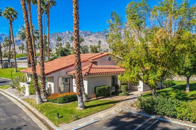 property at 2701 E Mesquite Ave